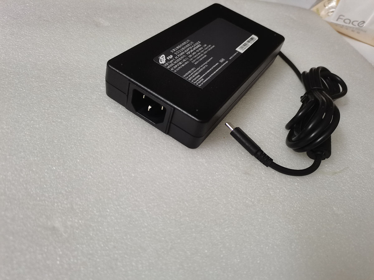 NEW Slim OEM FSP 28V 5A FSP140 - đánh giá và giá Pc Gaming News