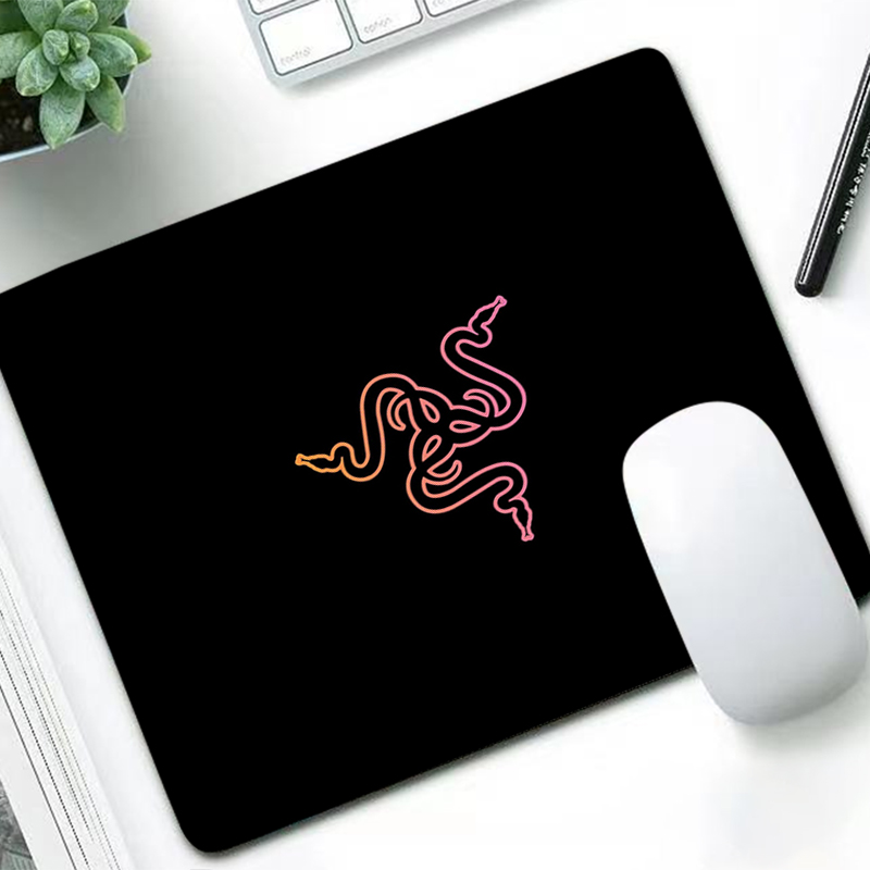 Razer Luxury Mouse Pad Anime G - đánh giá và giá Pc Gaming Jumbo